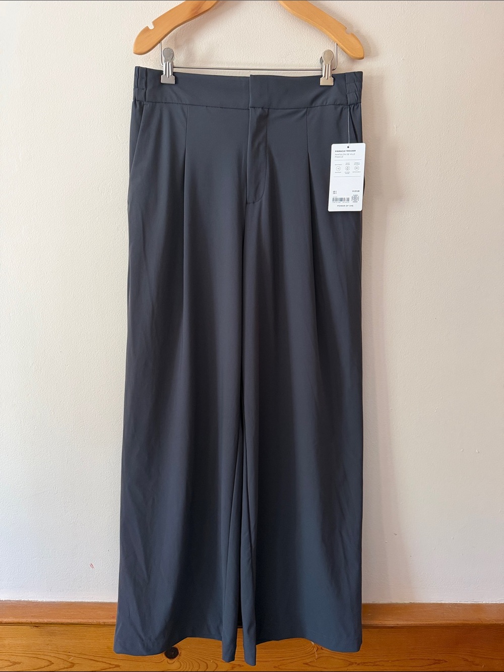 NWT Athleta Pinnacle High Rise Trouser Pants Size 8